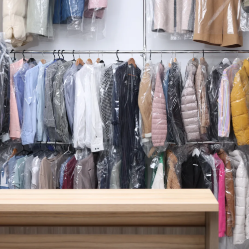 - Univers Nettoyage et Pressing